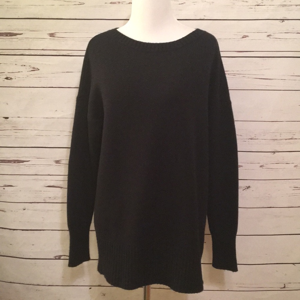 Vineyard Vines wool/cashmere sweater size S